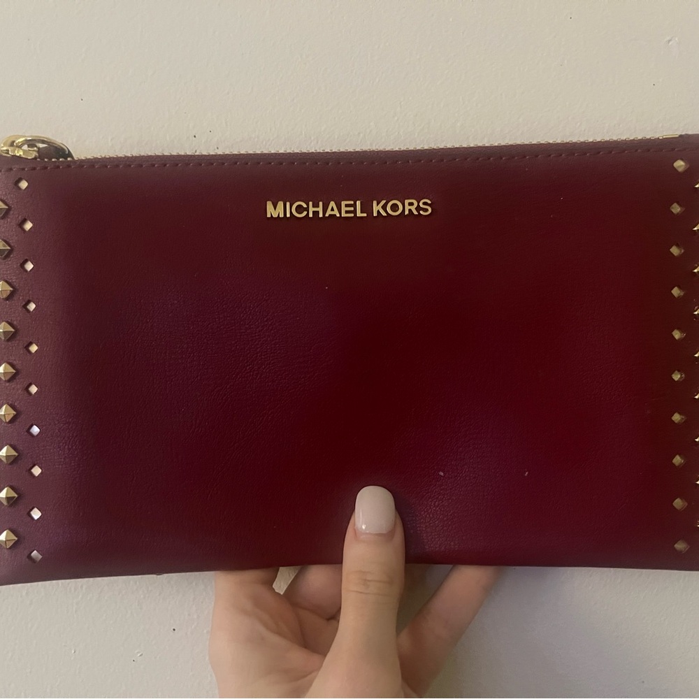 Michael Kors wristlet